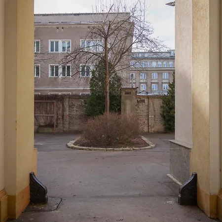 Czackiego 19 - - Better Apartman Varsó
