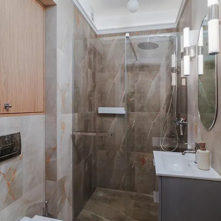 Czackiego 19 - - Better Varšava