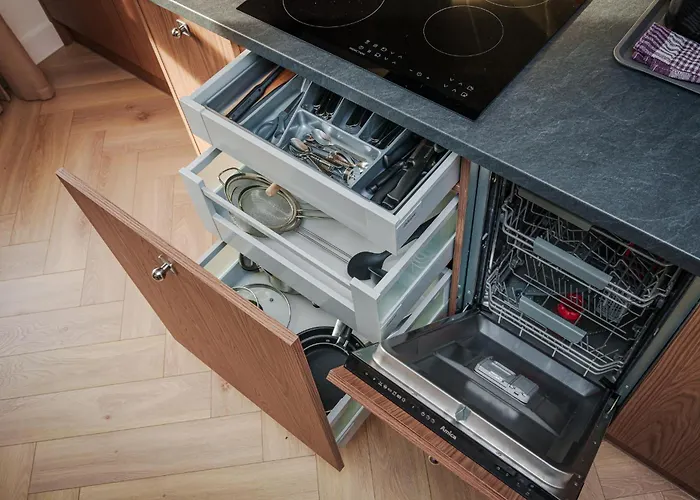 Czackiego 19 - - Better * Warszawa