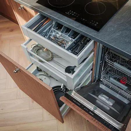 Czackiego 19 - - Better * Varşova